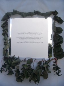 broderie végétale, taie d'oreiller, texte